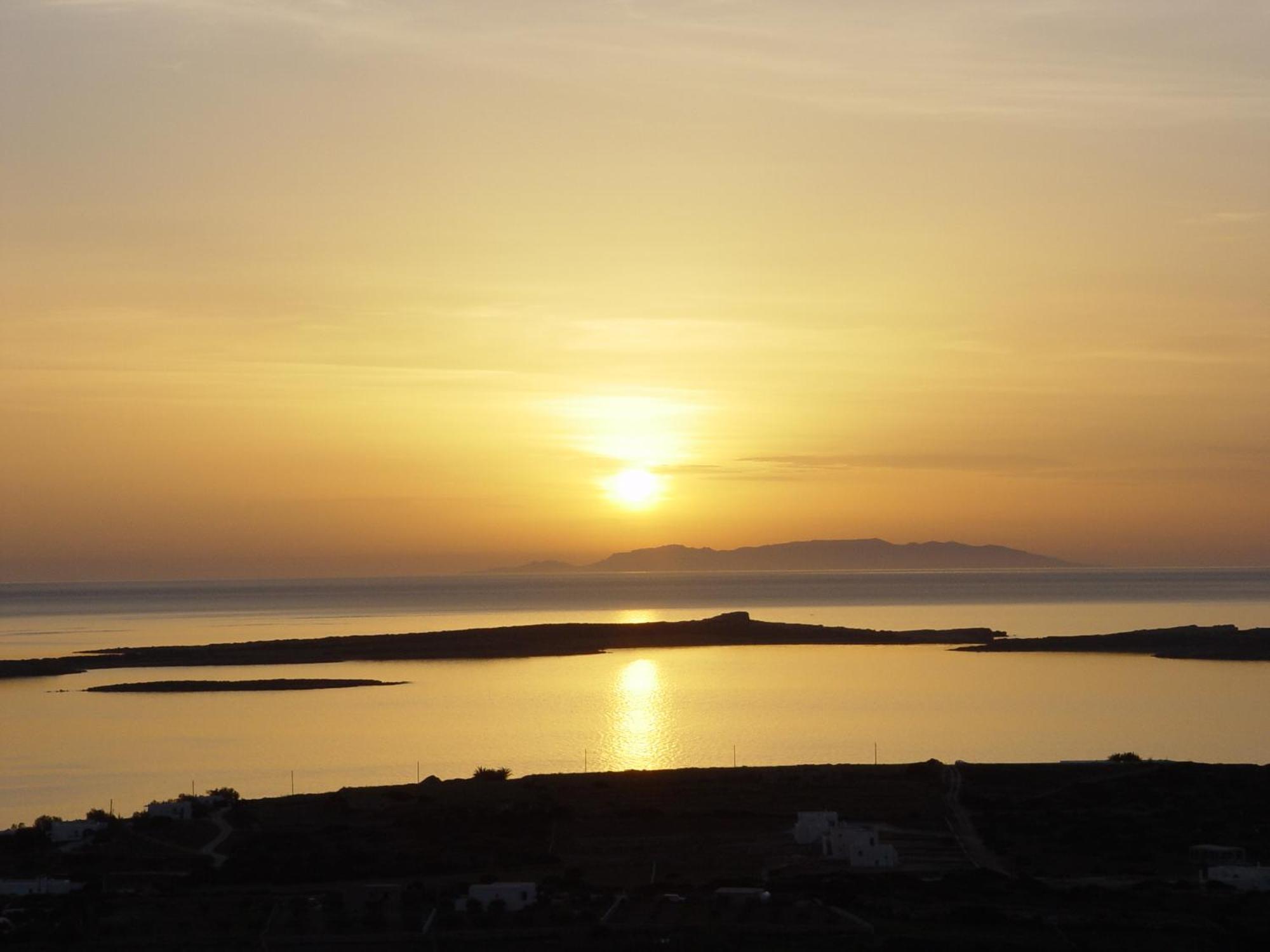 Anna Platanou Suites Agia Irini (Paros) Exterior foto